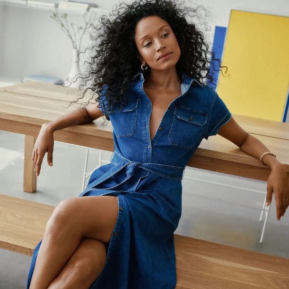 Simon’s faux-wood button denim shirtdress